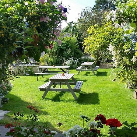 Bolingbroke Arms & Hotel Swindon Esterno foto